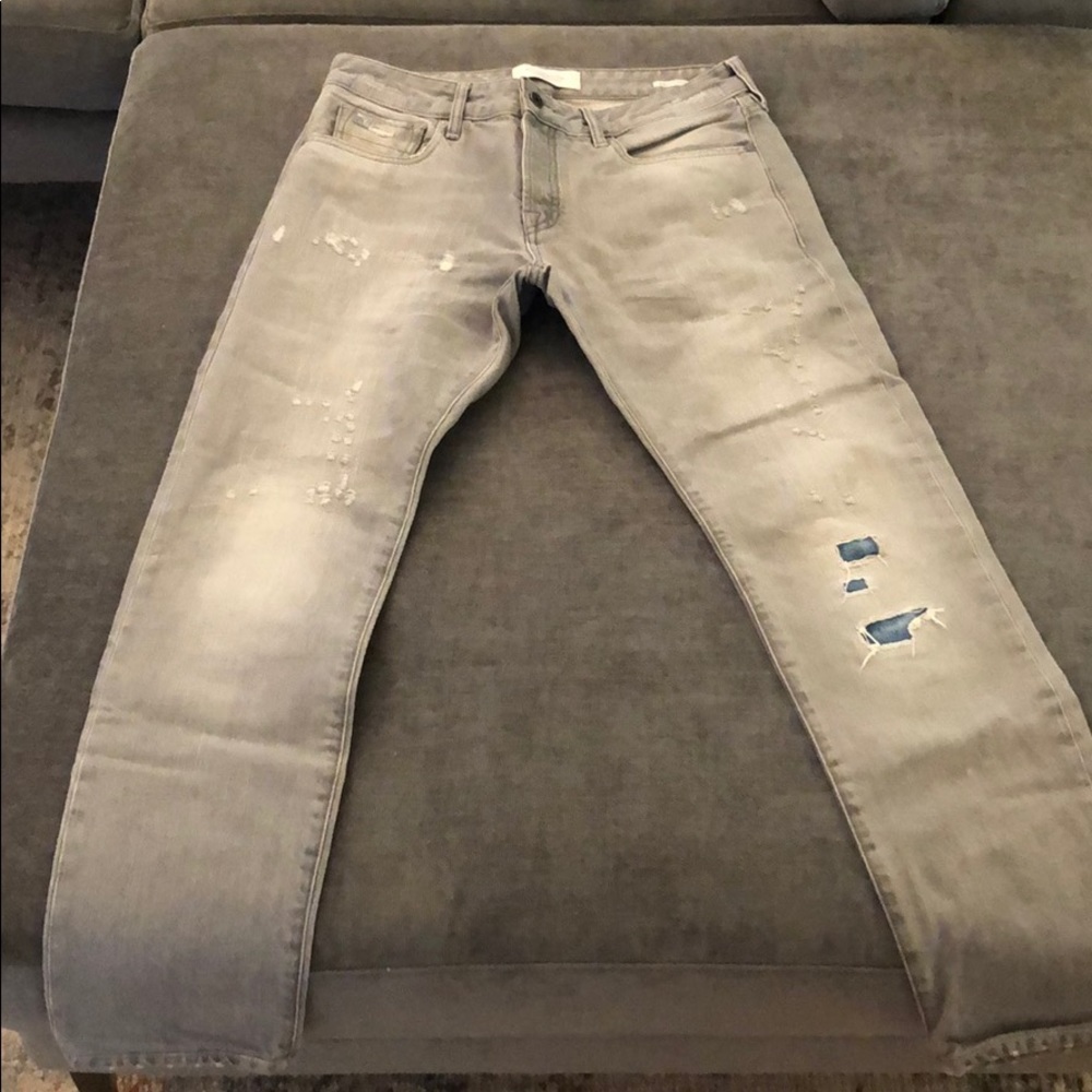 Scotch & Sola Distressed Jean